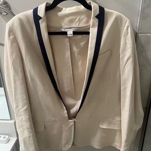 Ivory blazer with Navy trim.